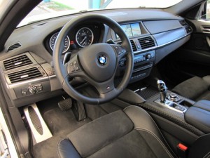 bmw-x6-m50d_15-clanok.jpg